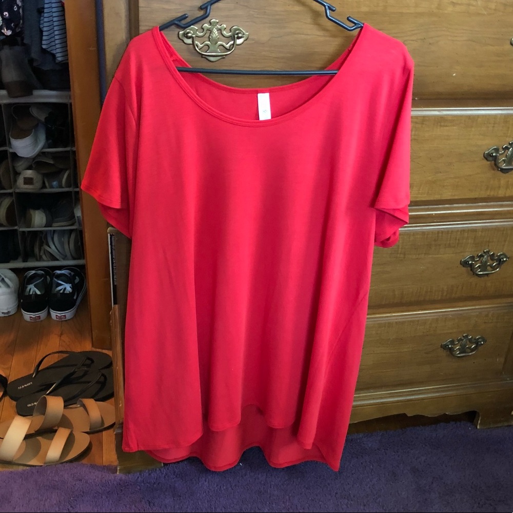 Lularoe Classic Tee